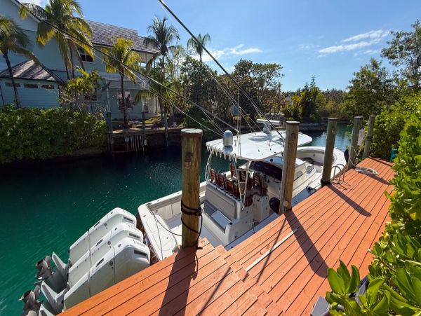 Bahamas Luxury Retreat Main House Plus Separate Pool House