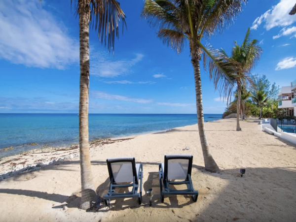 Grand Cayman Vacation Rental - Two Bedroom Cayman Islands Condo Lodging