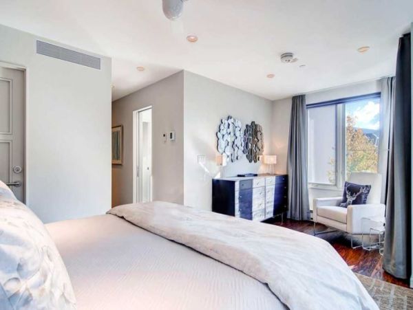 Three Bedrooms Three Bathroom Condo in the Heart of Vail Village