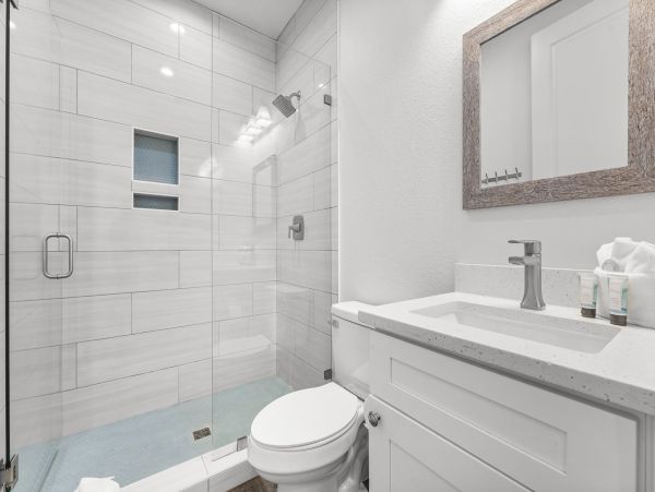 Luxurious Coastal Retreat in Miramar - Family Friendly Vacation Home