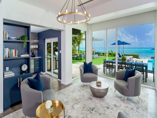 Luxurious Beachfront Estate in Bodden Town, Grand Cayman - Perfect for Large Groups