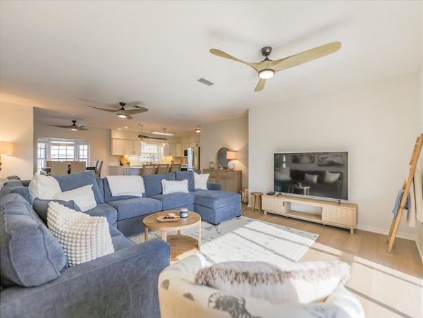 Experience Coastal Living at Our Sanibel Island Retreat