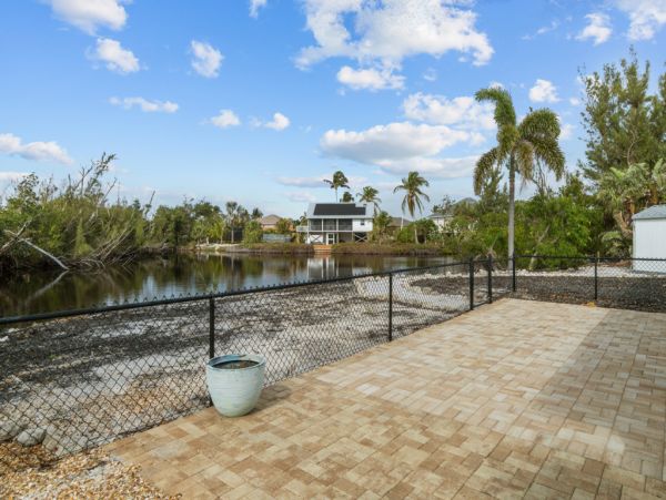 Sanibel Island Vacation Home Near Beach