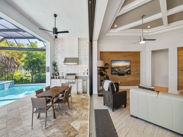 One Level Luxury Marco Island Pool Home Pure Delight Spacious & Bright