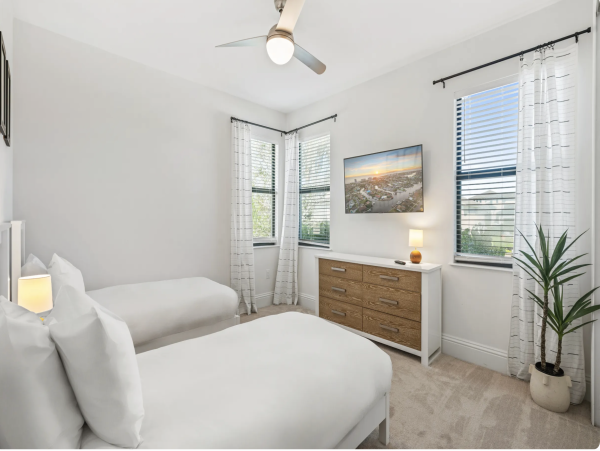 One Level Luxury Marco Island Pool Home Pure Delight Spacious & Bright