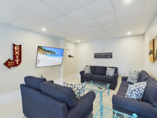 One of Anna Maria Islands Largest Rentals Almost at the Beach