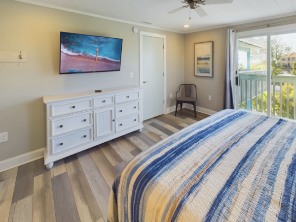 One of Anna Maria Islands Largest Rentals Almost at the Beach