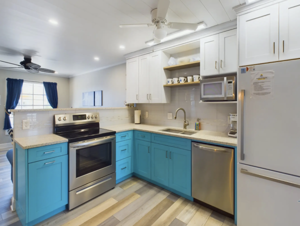 One of Anna Maria Islands Largest Rentals Almost at the Beach