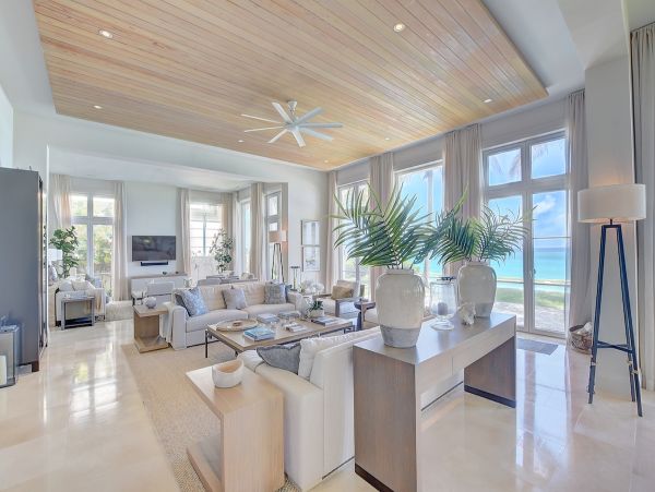 Paradise Island Seven Bedroom Beach Walk to Atlantis! Bahamas Pure Luxury