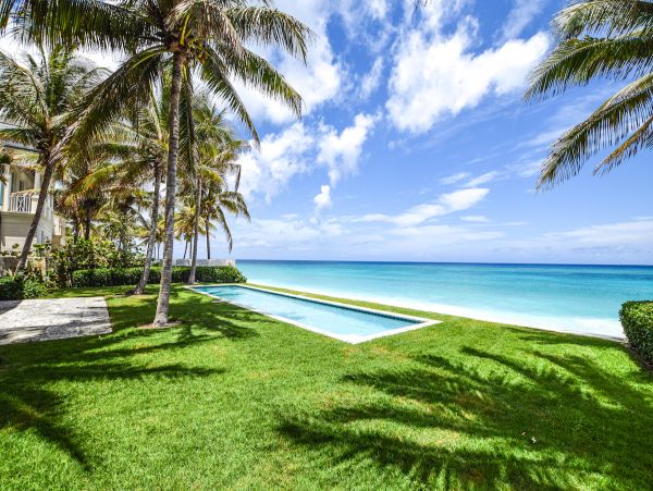 Paradise Island Seven Bedroom Beach Walk to Atlantis! Bahamas Pure Luxury