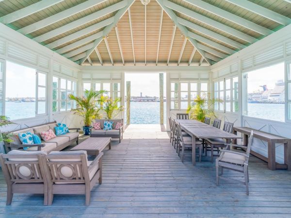 Paradise Island Seven Bedroom Beach Walk to Atlantis! Bahamas Pure Luxury
