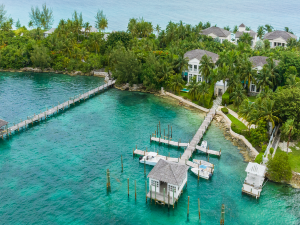 Paradise Island Seven Bedroom Beach Walk to Atlantis! Bahamas Pure Luxury