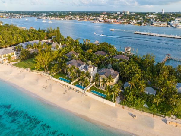 Paradise Island Seven Bedroom Beach Walk to Atlantis! Bahamas Pure Luxury