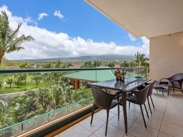Stunning 4BDR Ocean Views Vacation Rental in Kaanapali