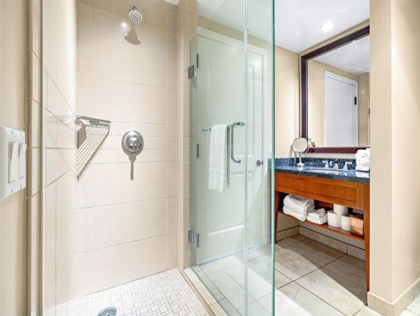 Stunning 4BDR Ocean Views Vacation Rental in Kaanapali