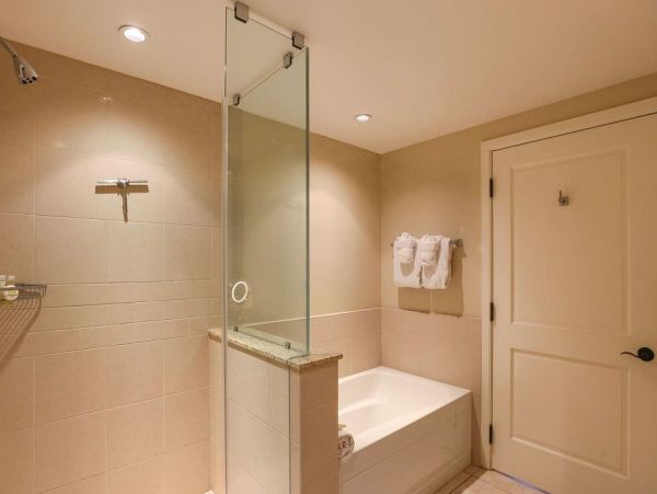 Stunning 4BDR Ocean Views Vacation Rental in Kaanapali