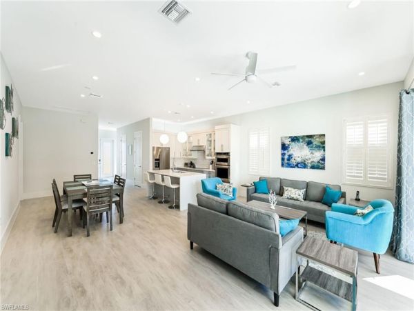 Luxurious Coastal Retreat Near Delnor Wiggins State Park