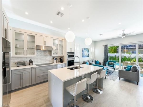 Luxurious Coastal Retreat Near Delnor Wiggins State Park