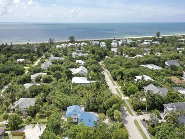 Unique Two-Bedroom With Loft Duplex Home with Heated Pool on Sanibel
