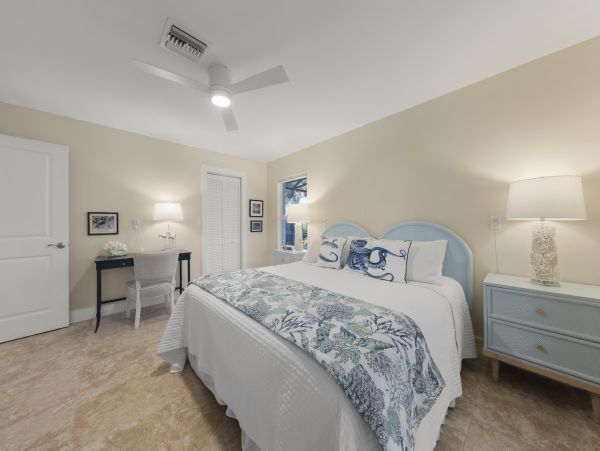 Discover Your Perfect Sanibel Getaway - Pet-Friendly Pool Home