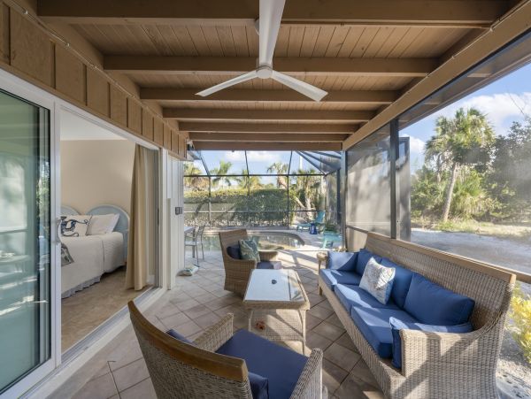 Discover Your Perfect Sanibel Getaway - Pet-Friendly Pool Home