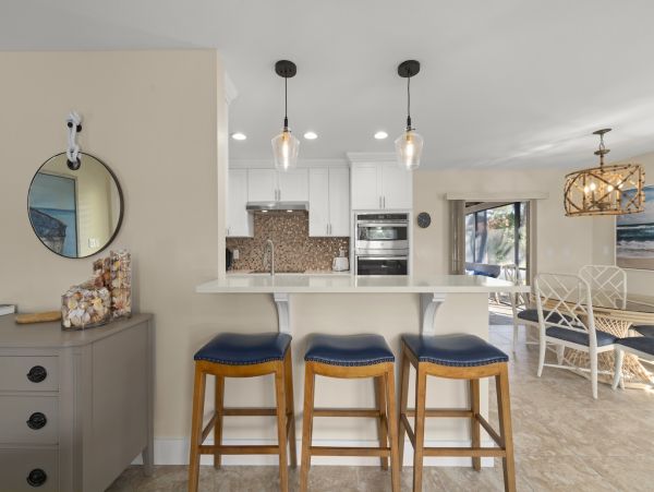Discover Your Perfect Sanibel Getaway - Pet-Friendly Pool Home