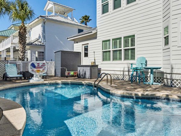 Luxury Coastal Home Retreat in Destin