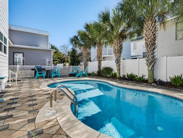 Luxury Coastal Home Retreat in Destin