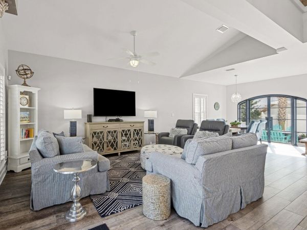Luxury Coastal Home Retreat in Destin