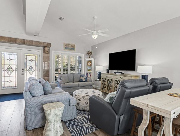 Luxury Coastal Home Retreat in Destin