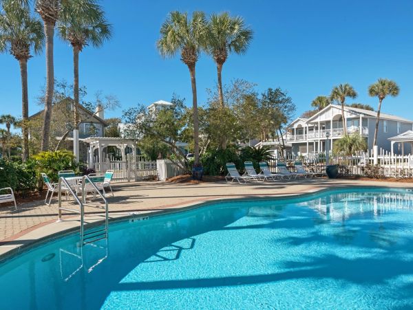 Luxury Coastal Home Retreat in Destin