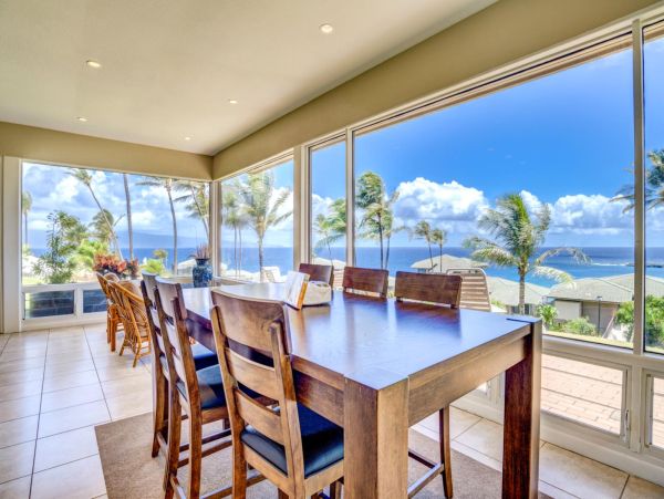 Spacious Kaanapali Beach Composite Retreat for Families