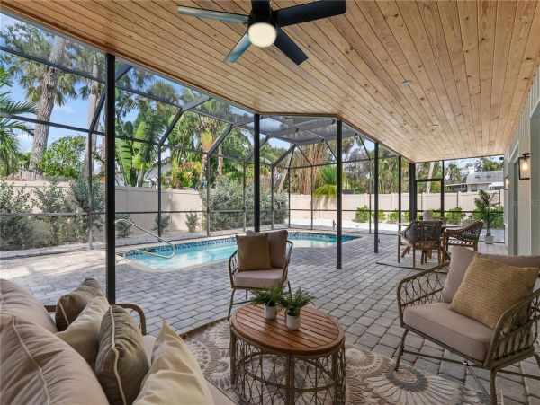 Exceptional Mid-Century Modern Home Near Siesta Key Beach