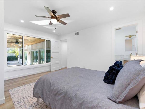 Exceptional Mid-Century Modern Home Near Siesta Key Beach