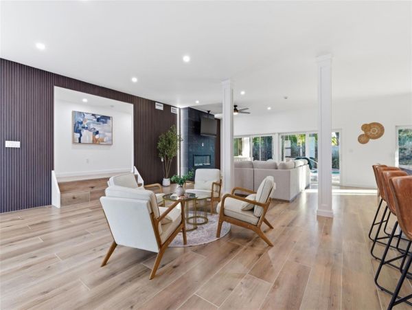 Exceptional Mid-Century Modern Home Near Siesta Key Beach