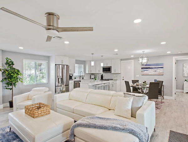 Luxury Canal Front Property with Private Pool - Perfect Coastal Retreat - additional view, photo 4
