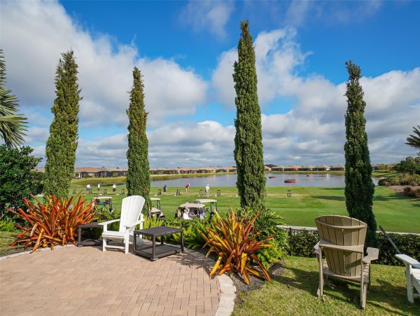 Luxurious Pool Home in Bradenton - Your Dream Getaway