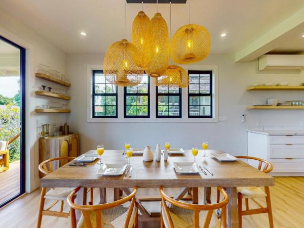 Luxurious 6-Bedroom Tropical Paradise in Princeville, Hawaii