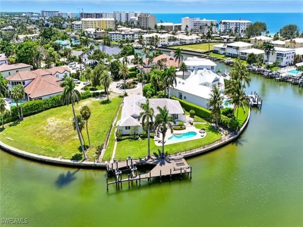 Luxury Naples Oasis with Gulf Access - Your Perfect Retreat