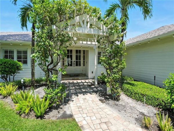 Luxury Naples Oasis with Gulf Access - Your Perfect Retreat