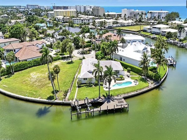 Luxury Naples Oasis with Gulf Access - Your Perfect Retreat