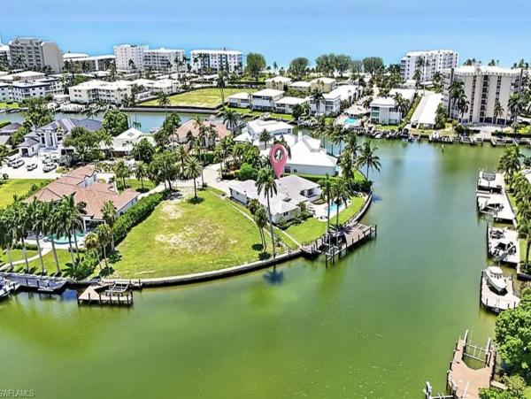 Luxury Naples Oasis with Gulf Access - Your Perfect Retreat
