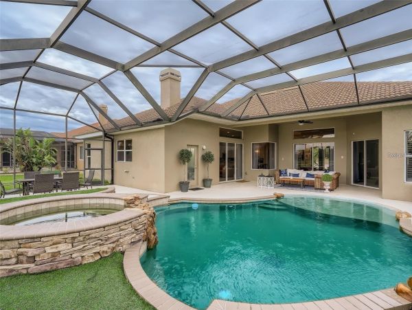 Luxury 4-Bedroom Pool Home in Bradenton - Perfect Vacation Retreat