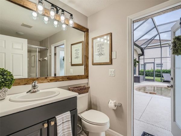 Luxury 4-Bedroom Pool Home in Bradenton - Perfect Vacation Retreat