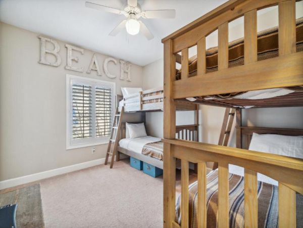 Luxury Vacation Home in Destin - Private Pool & Golf Cart Included