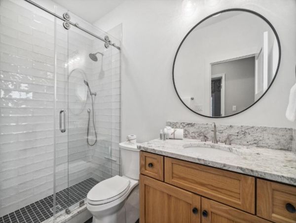 Luxury Vacation Home in Destin - Private Pool & Golf Cart Included