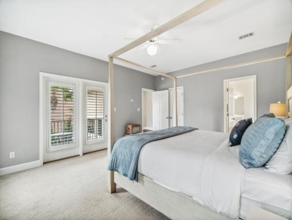 Luxury Vacation Home in Destin - Private Pool & Golf Cart Included