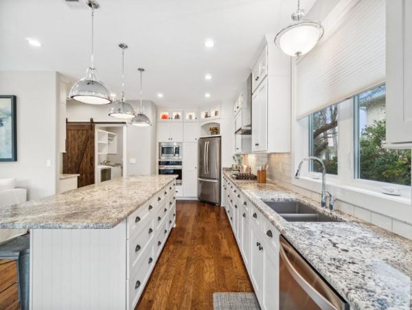 Luxury Vacation Home in Destin - Private Pool & Golf Cart Included