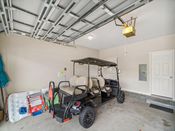 Luxury Vacation Home in Destin - Private Pool & Golf Cart Included