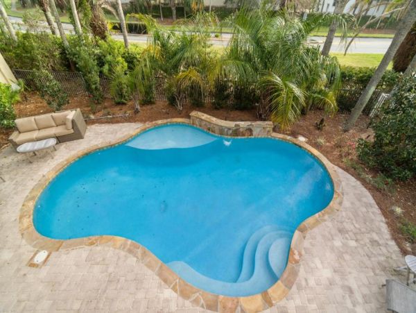 Luxury Vacation Home in Destin - Private Pool & Golf Cart Included